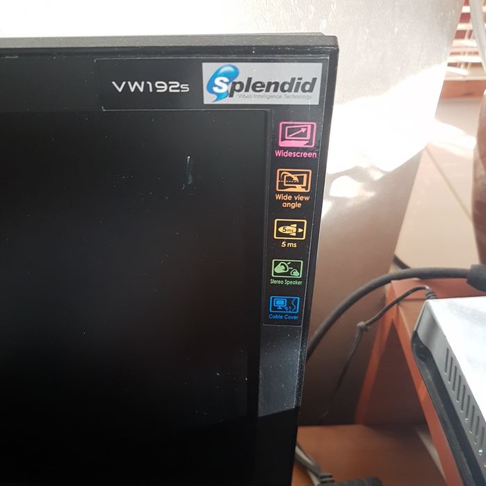 Монитор Splendid vw192s