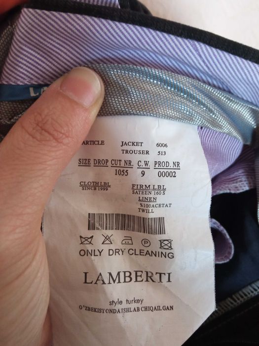 Мужской костюм хорошего качества