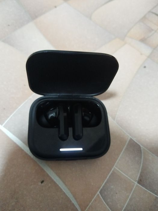 Продаю наушники б/у состояние хорошее