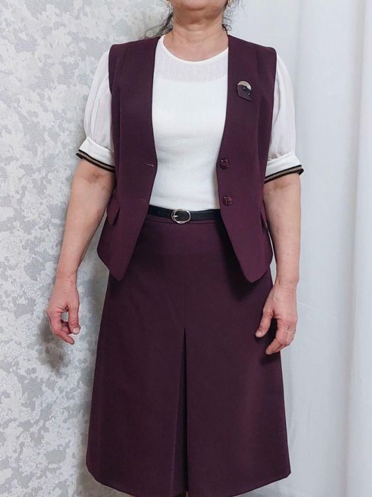 Продается Женский двойка, бордо