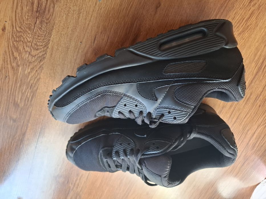 Nike air max 90 маратонки 45 номер.