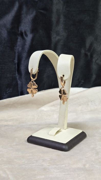 Серьги из красного золото