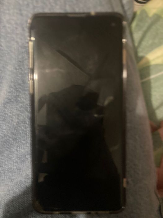 Обмен на Айфон самсунг гелокси s10