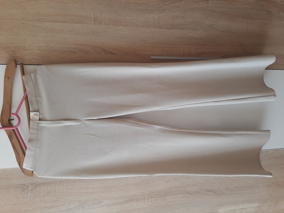 Дамски костюм в три части