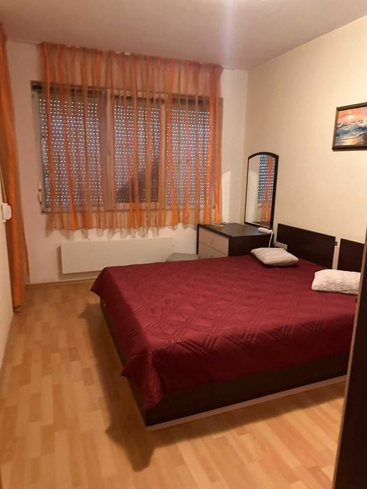 Тристаен с паркомясто в к-с Ривиера парк - к.к. Златни пясъци