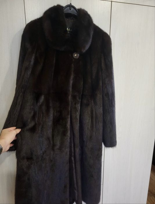 продам норковую шубу