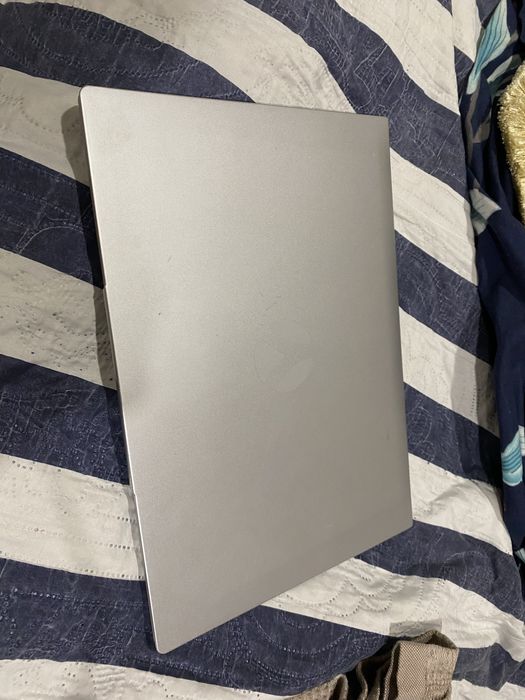Продам ноутбук  YAMI NOTEBOOK HX16