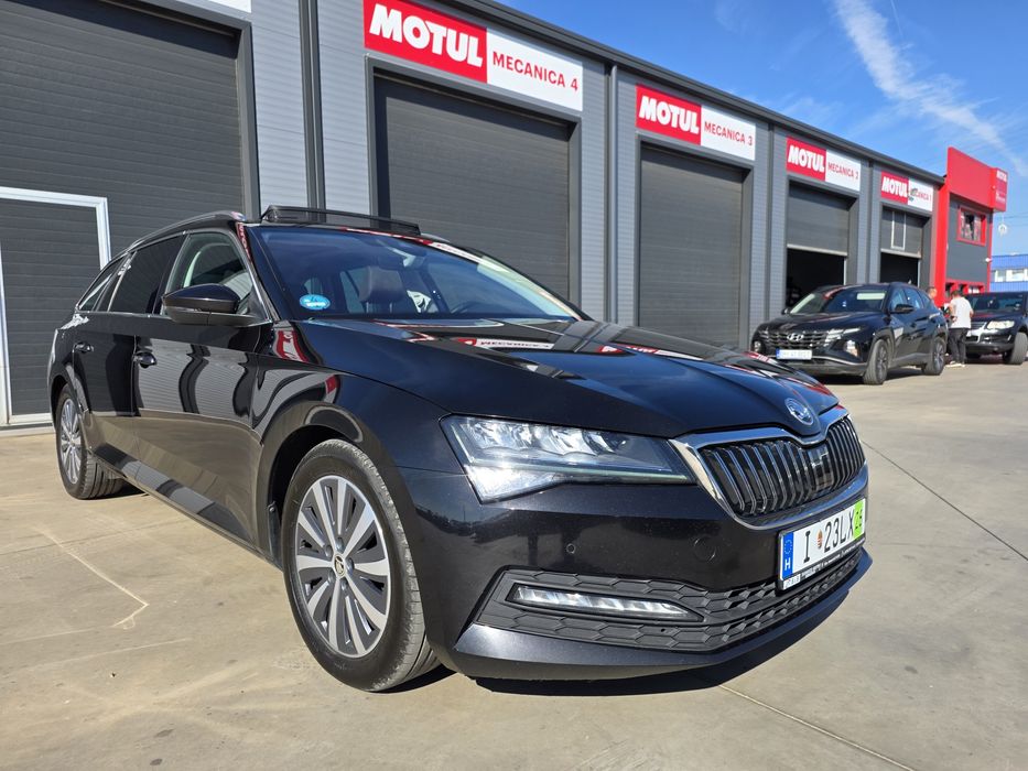 SKODA Superb 2023 — imagine 2