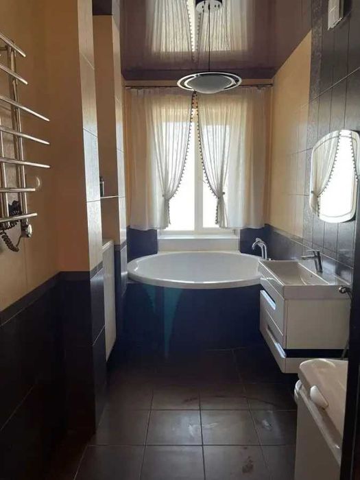 Дава се под наем Двустаен апартамент в София, Зона Б-18 - 65 кв.м за 612 € - Снимка #1