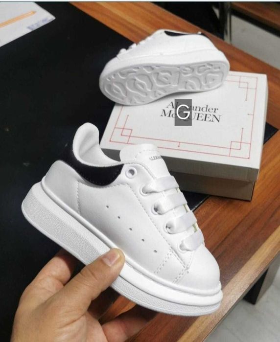 Adidasi mqueen copii 21  22 23 24 25 30 31 33