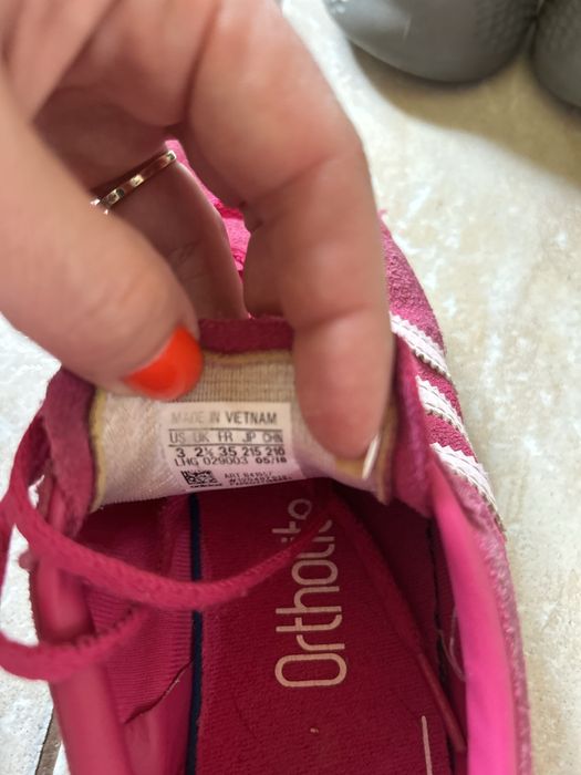 Кецове адидас и пума