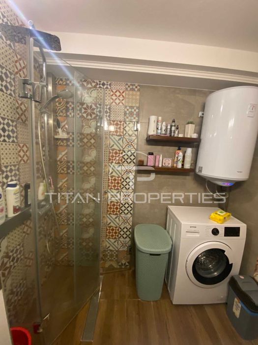 Продава се Тристаен апартамент в Пловдив, Христо Смирненски - 64 кв.м за 1938 €/кв.м - Снимка #6