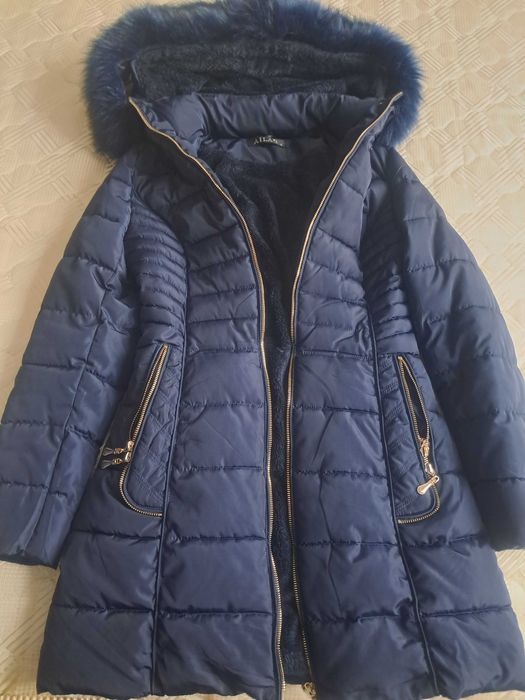 Зимно яке с качулка