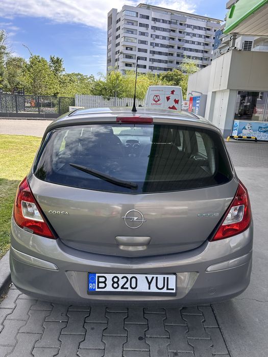 Opel corsa 1.3 d eco flex - consum drum lung 3.5-4% . Proprietar acte la zi - optiuni diverse - se vinde cat mai repede posibil