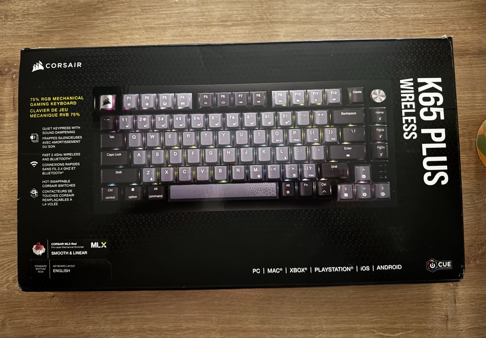 Tastatura Corsair K65 Plus