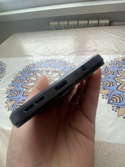 Продам телефон минус камера не работает