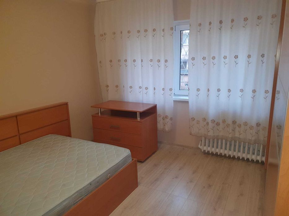 Apartament 2 camere de închiriat