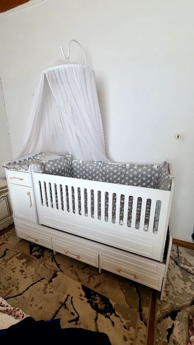 Детские кроватки