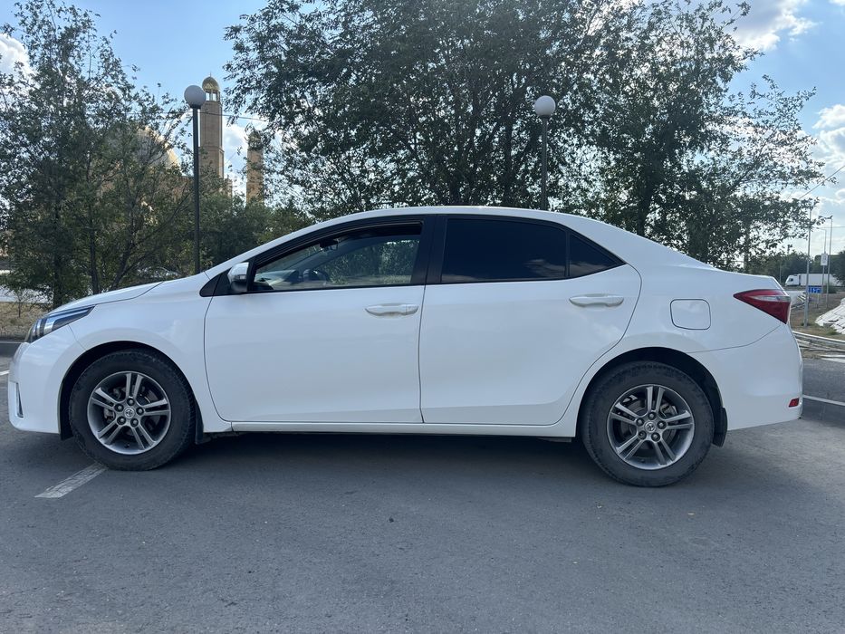 Продам тойота королла 2014 года