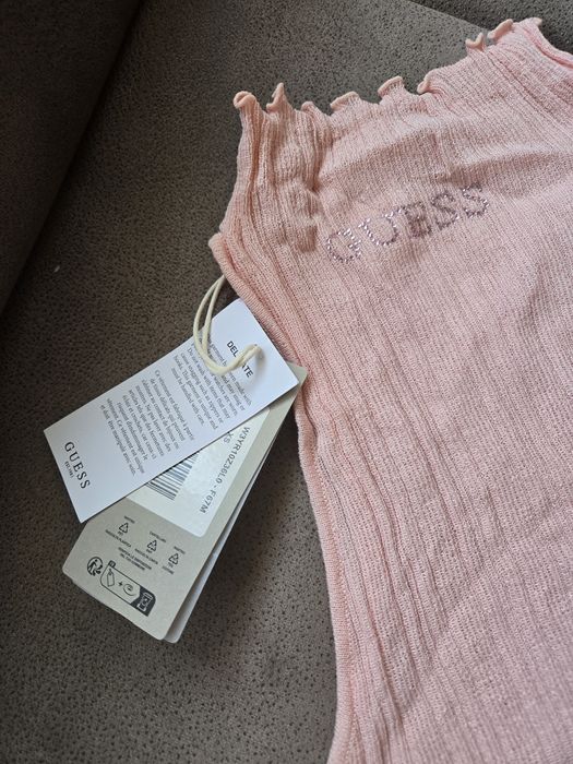 Топ /потник Guess чисто нов
