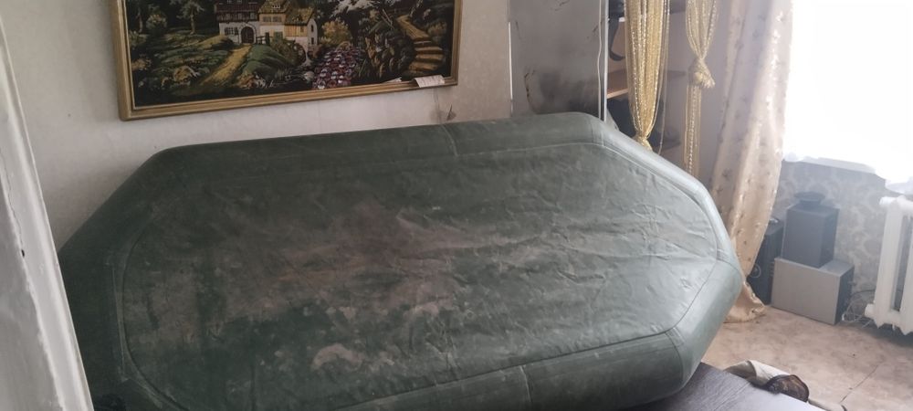 Продам лодку калибри(оригинал), 1 местная