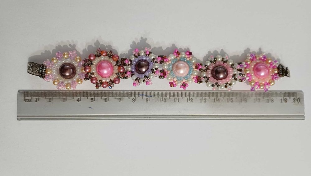 Bratara unicat din margele