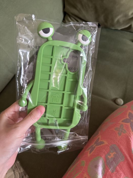 Продам новые чехлы для Iphone 17