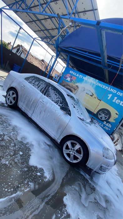 Vand Volkswagen Jetta, 2009 luna 10