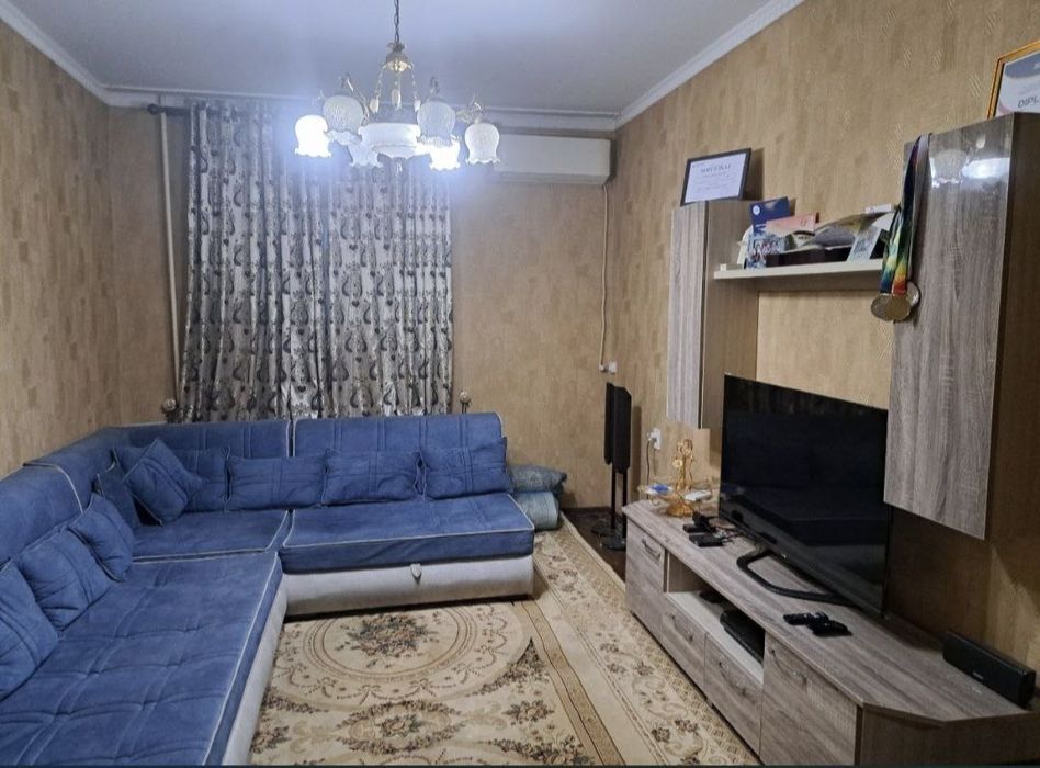 Продаётся 3 комнатная на 1 этаже на Югнакий