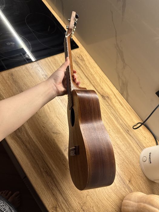 Укулеле тип концертный