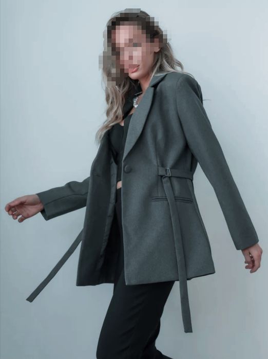 Брючный костюм 48 размера. Новый.