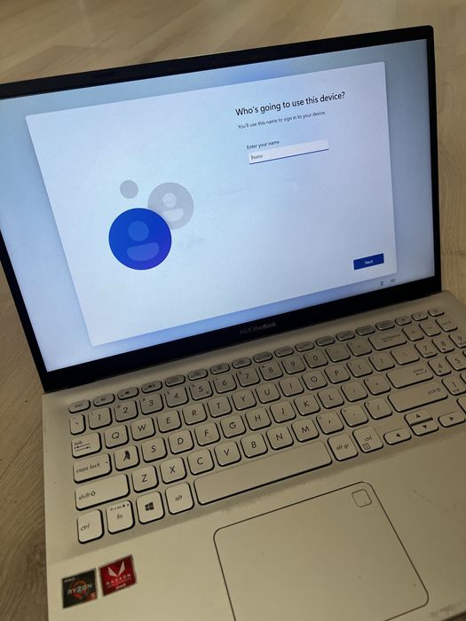 Asus VivoBook 15 OLED