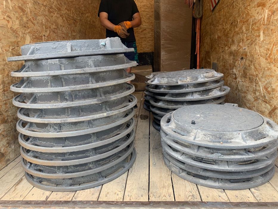 Люк чугунный