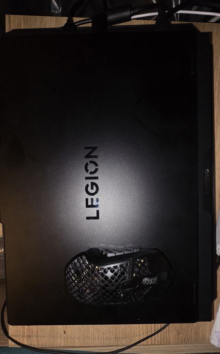 Lenovo Legion Pro 5 OLED с rtx5070 AMD Ryzen™ 9 9955НХ 5.40GHz 32gb DDR5 + подарък мишка и раница.