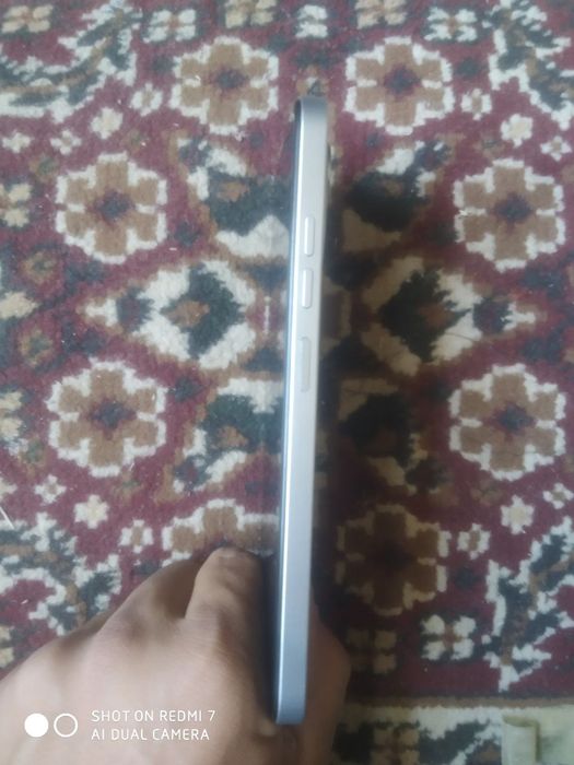 TECNO Spark 4+4/128gb ideal