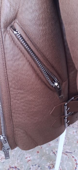 Дубленка ноаая 42-44