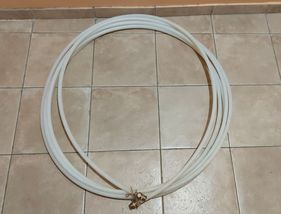 Труба полиэтиленовая за все 2000