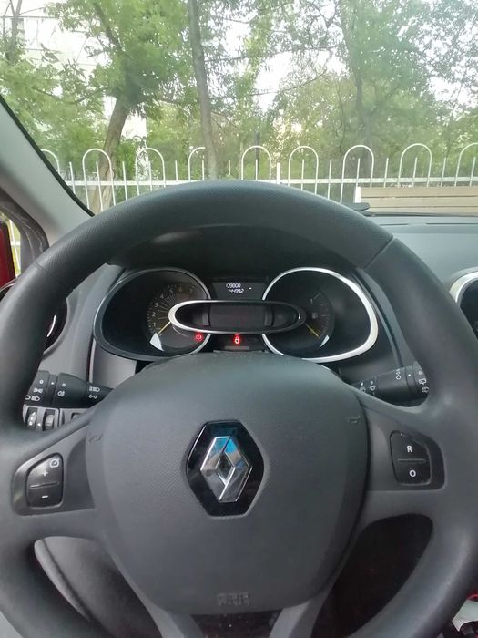 Vând  Renault Clio 4