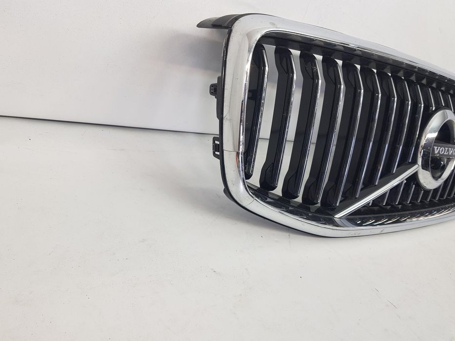 Grila radiator Volvo XC60 dupa 2018