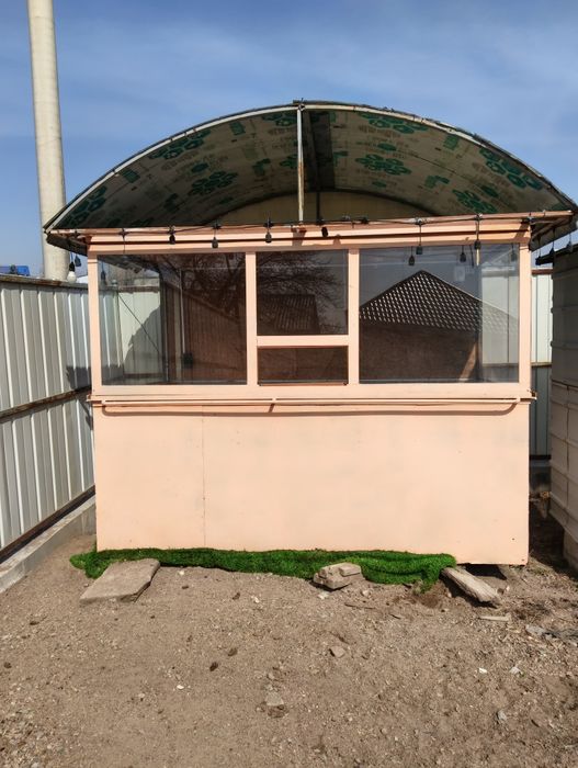 Киоск в хорошем состоянии