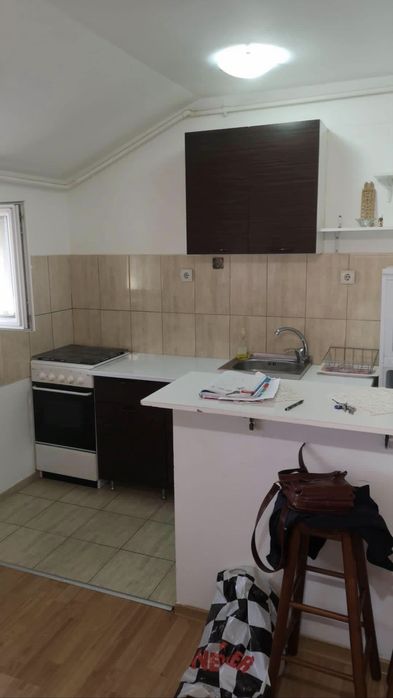 Proprietar inchiriez apartament 2 camere Martirilor langa Judetean