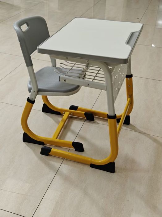 Парта школьная двухместная в комплекте