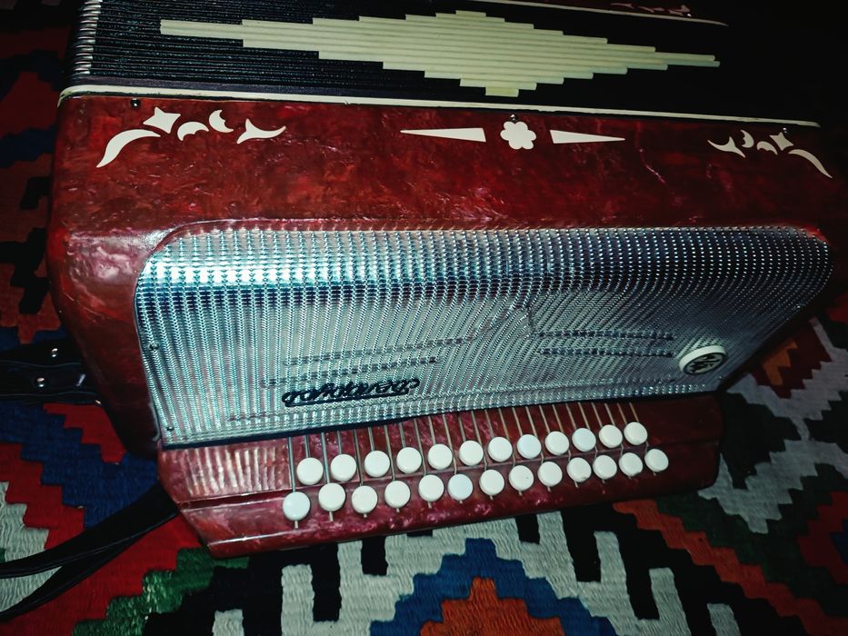 Akardiyon sotiladi kelishamiz