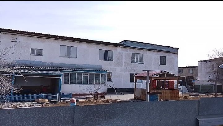 2 этаж үй сатылады