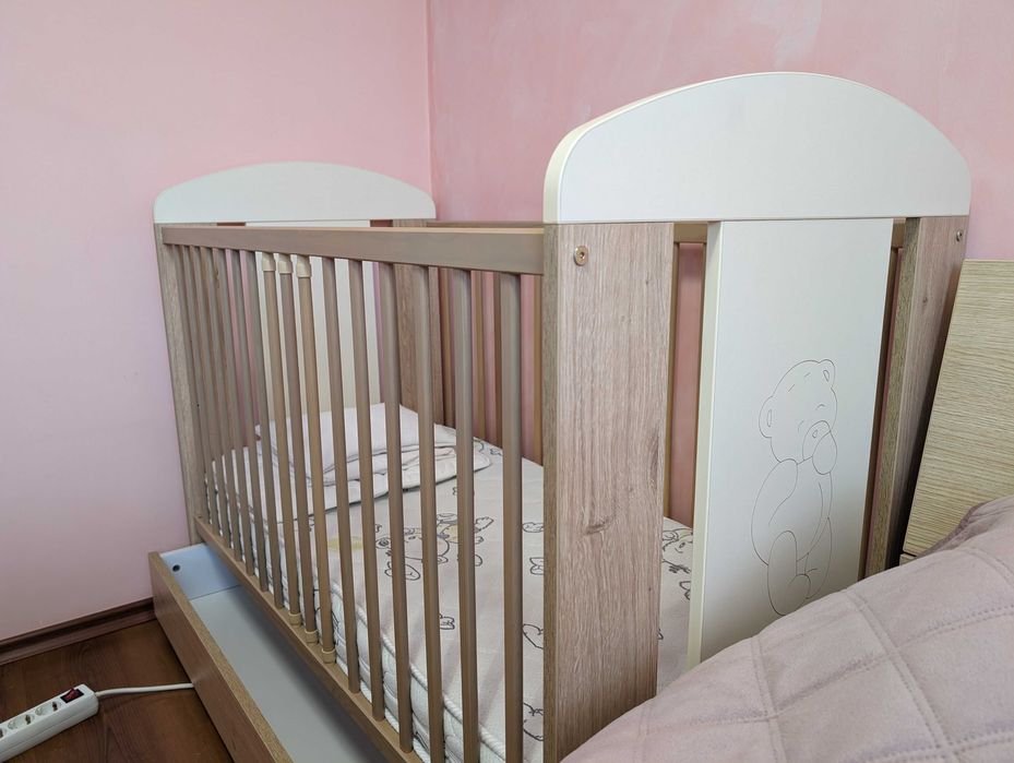 Бебешка кошара, в отлично състояние