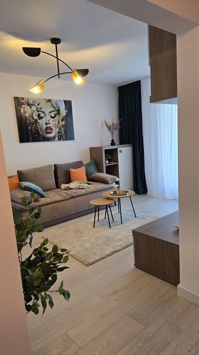 Apart NOU 2 camere White Tower