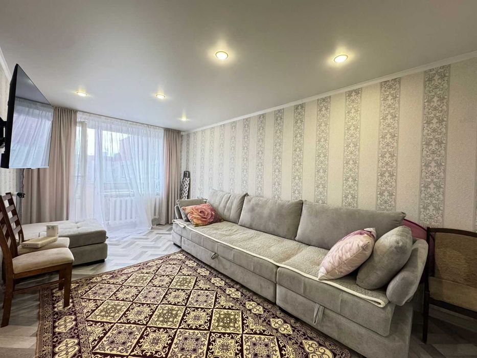 Продам 2х комн квартира на 9 мкр 3 кубик