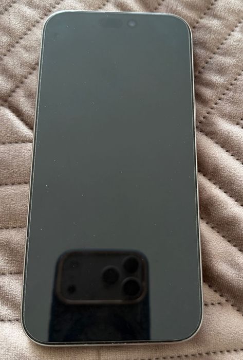 Apple IPhone 16 Pro Max в гаранция 94%батeрия
