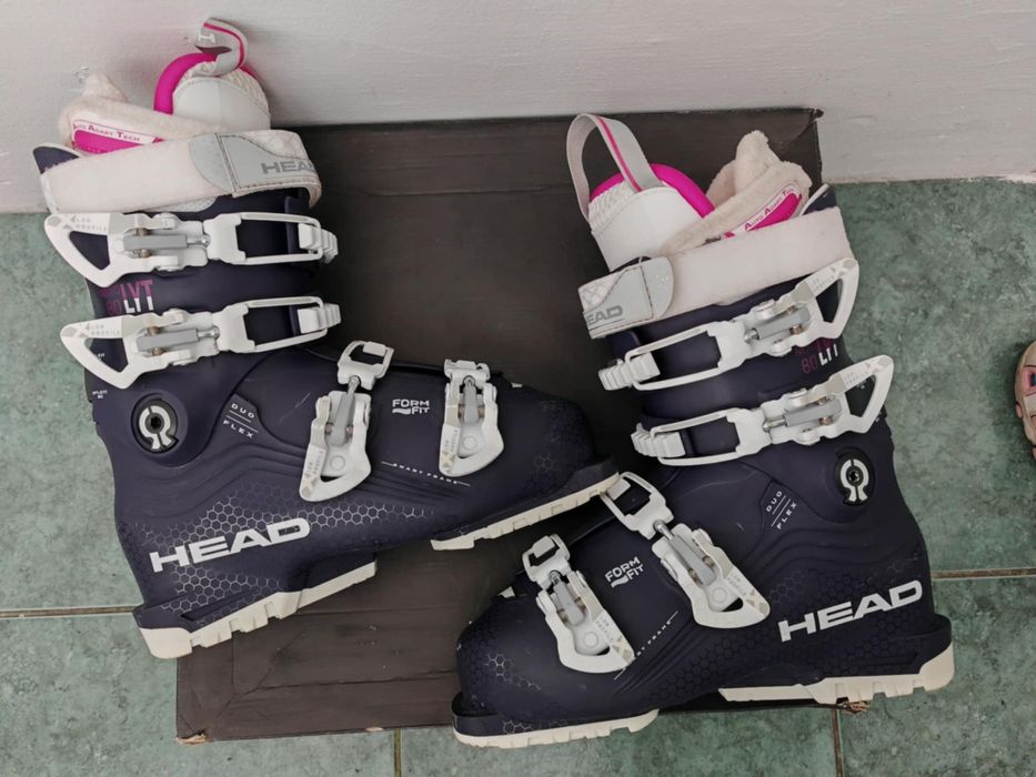 Vând clăpari Head Nexo 80 Lyt pentru femei, mov inchis