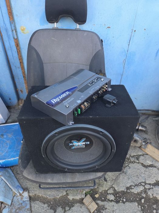 Pioneer emphazer бас каса с усилвател